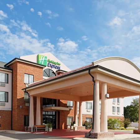 Holiday Inn Express & Suites Sylacauga Exterior photo